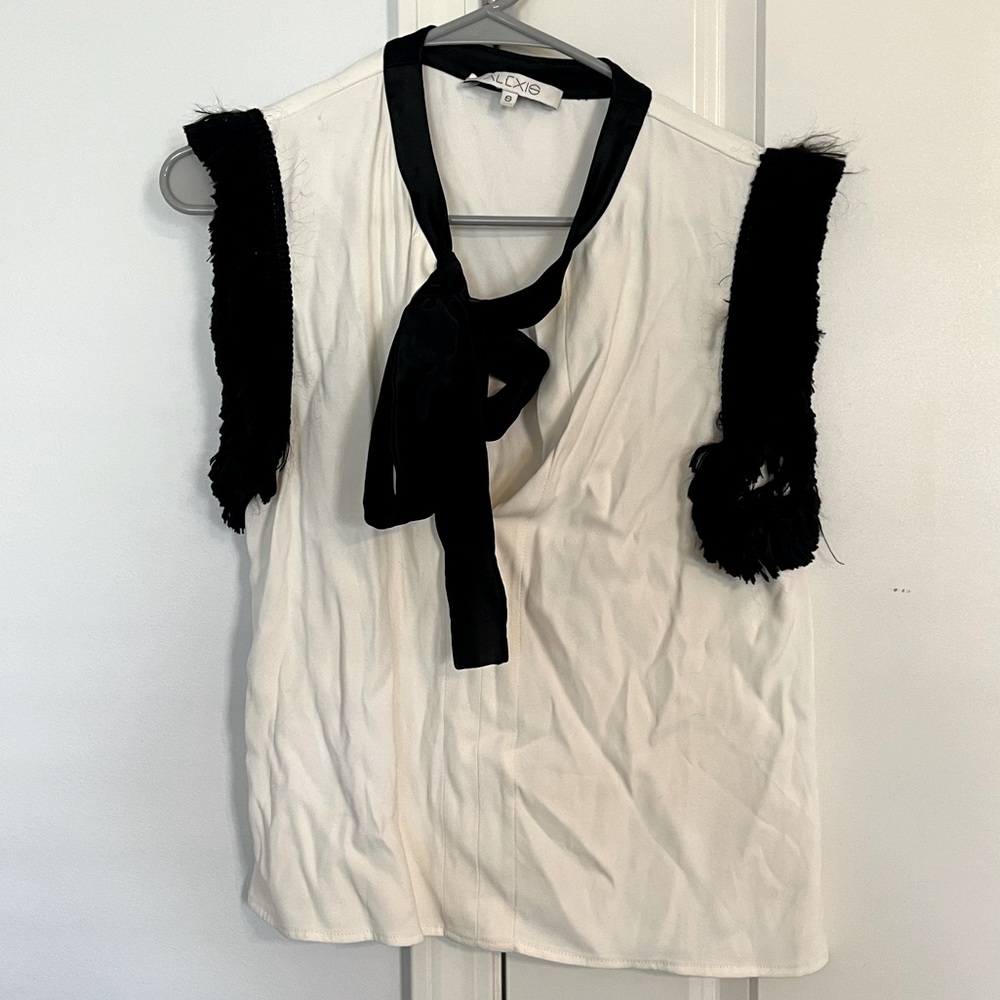 Alexis Sleeveless Top